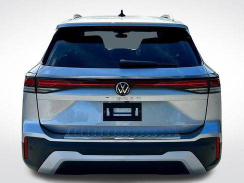 New 2026 Volkswagen Tiguan S FWD image 5
