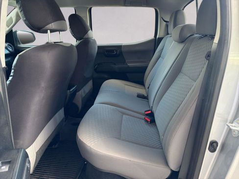 Used 2021 Toyota Tacoma SR image 13