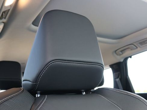 Certified 2025 INFINITI QX60 Luxe w/ Vision Package image 39