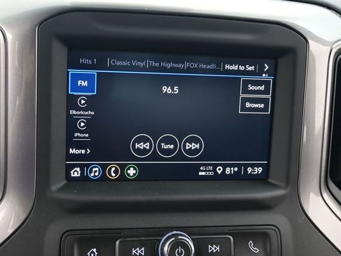 Used 2024 Chevrolet Silverado 1500 Custom image 24