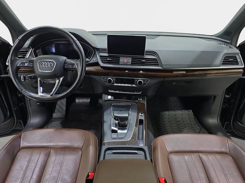 Used 2019 Audi Q5 Premium Plus w/ Premium Plus Package AWD/4WD image 10