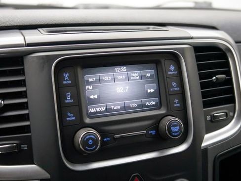 Used 2024 RAM 1500 Classic SLT image 27