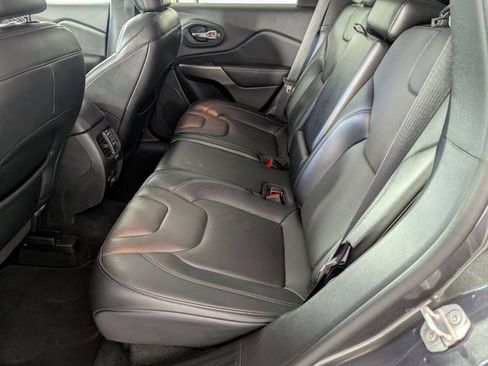 Certified 2021 Jeep Cherokee Limited AWD/4WD image 26
