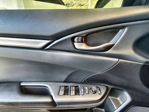 Used 2021 Honda Civic Sport image 13
