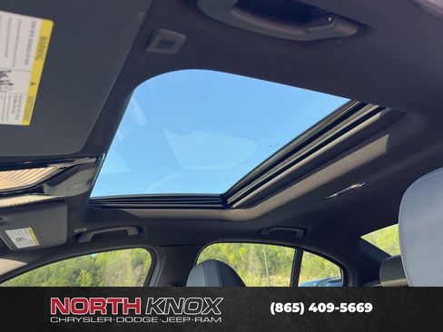 Used 2025 BMW M340i xDrive image 7