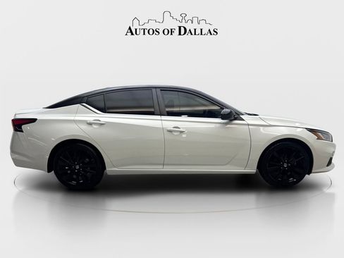 Used 2022 Nissan Altima 2.5 SR FWD image 10