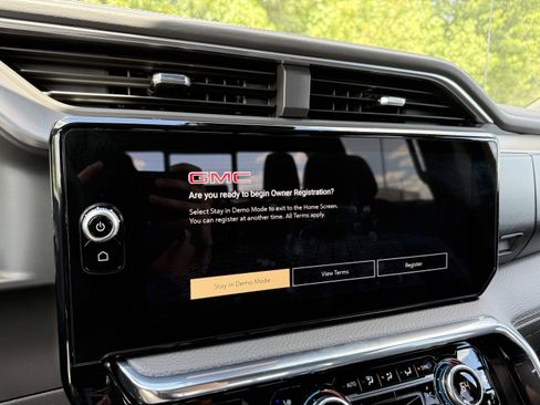 New 2025 GMC Sierra 1500 Denali w/ Denali Reserve Package image 26