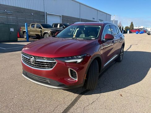 Used 2023 Buick Envision Essence image 3