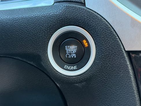 Used 2014 Chrysler 300 C image 24