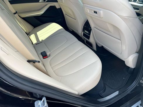 Used 2020 BMW X5 xDrive40i w/ Premium Package AWD/4WD image 18