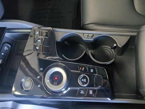 Used 2023 Kia Sportage EX w/ EX Premium Package image 16