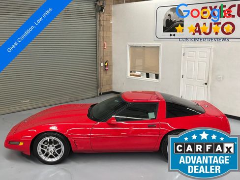 Used 1996 Chevrolet Corvette Coupe RWD image 8