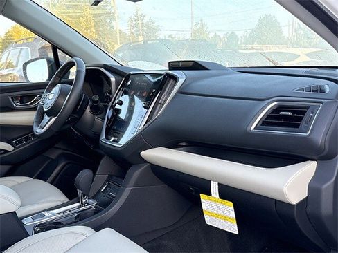 New 2025 Subaru Ascent Limited image 23