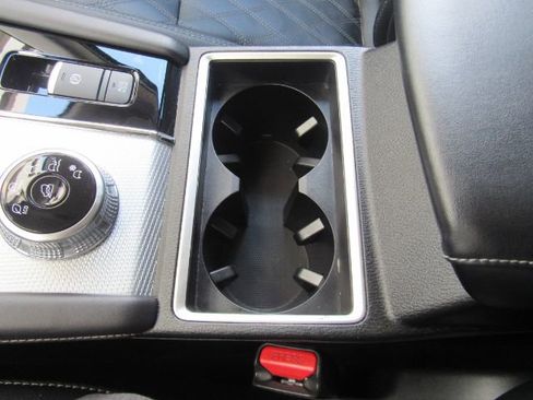 Used 2022 Mitsubishi Outlander SEL image 54