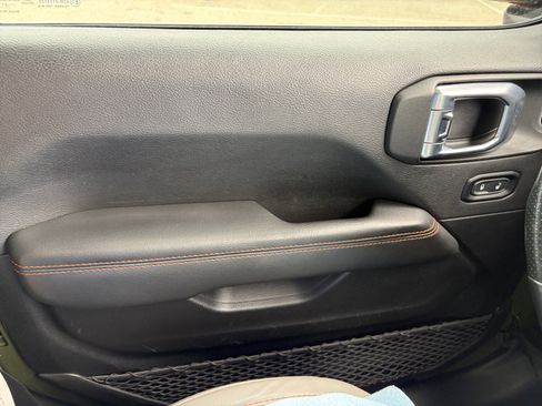 Used 2021 Jeep Gladiator Mojave AWD/4WD image 14