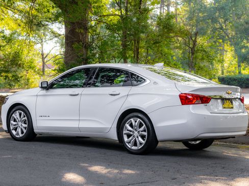 Used 2017 Chevrolet Impala LT w/ Convenience Package FWD image 51