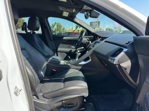 Used 2018 Jaguar E-PACE S image 10