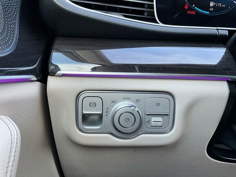 Used 2021 Mercedes-Benz GLE 450 4MATIC image 21