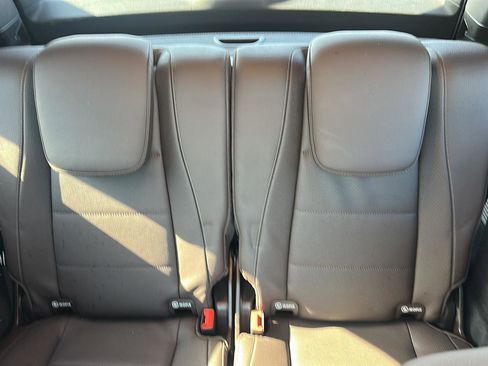 Used 2022 Mercedes-Benz GLS 450 4MATIC image 27