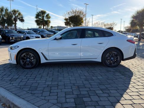 Used 2023 BMW i4 eDrive35 w/ Premium Package image 12