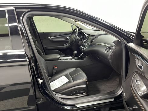 Used 2019 Chevrolet Impala Premier FWD image 21