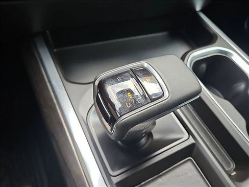 Certified 2023 Chevrolet Silverado 1500 LTZ AWD/4WD image 12