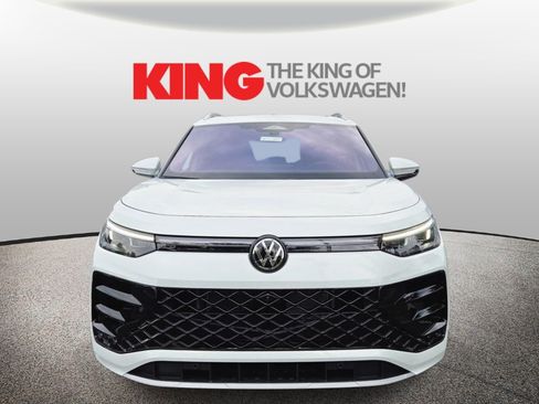 New 2026 Volkswagen Tiguan SEL R-Line AWD/4WD image 9
