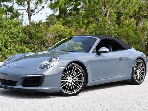Used 2017 Porsche 911 Carrera image 25