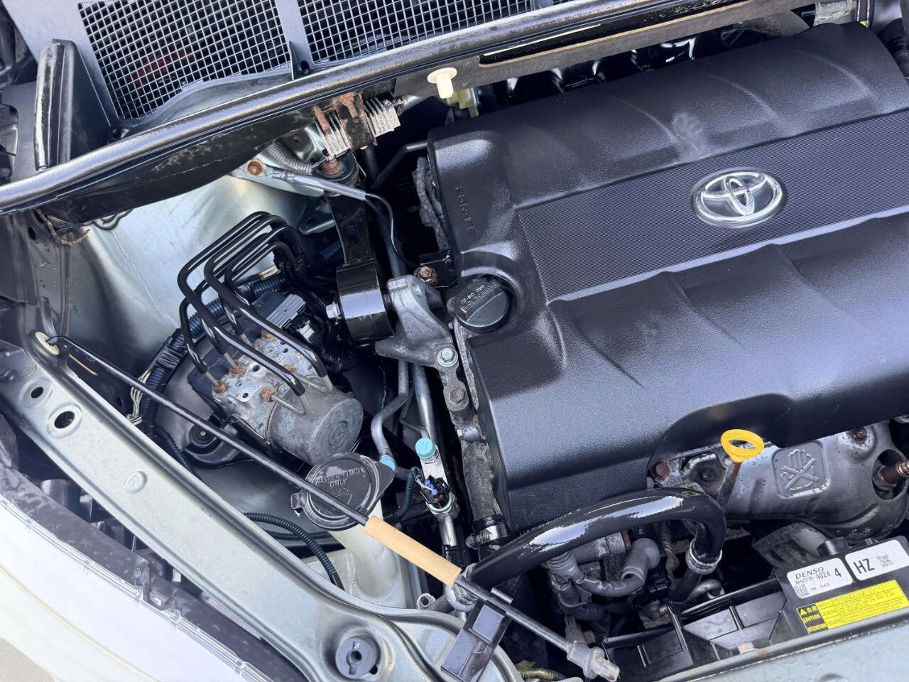 Used 2011 Toyota Sienna LE FWD image 12