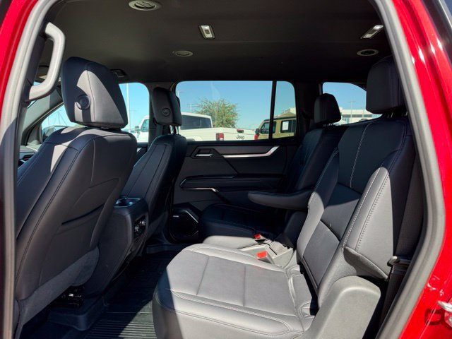 Used 2026 GMC Acadia Elevation w/ Black Edition FWD image 15