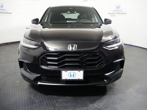 Certified 2023 Honda HR-V Sport image 2