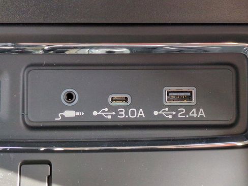 New 2026 Subaru Ascent Limited Bronze image 19