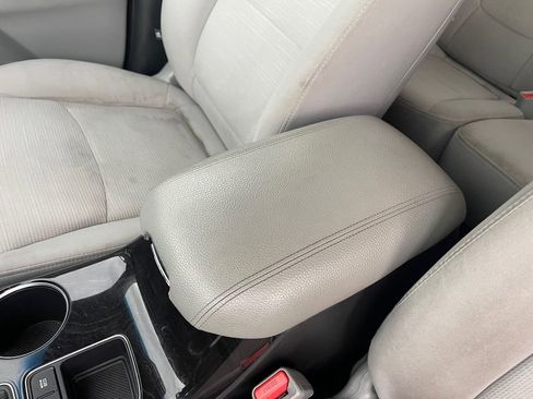 Used 2015 Kia Sorento LX image 21