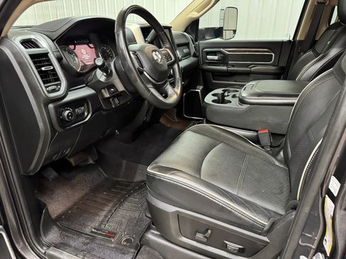 Used 2021 RAM 2500 Laramie AWD/4WD image 9