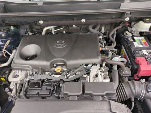 Certified 2021 Toyota RAV4 XLE w/ Convenience Package FWD image 23