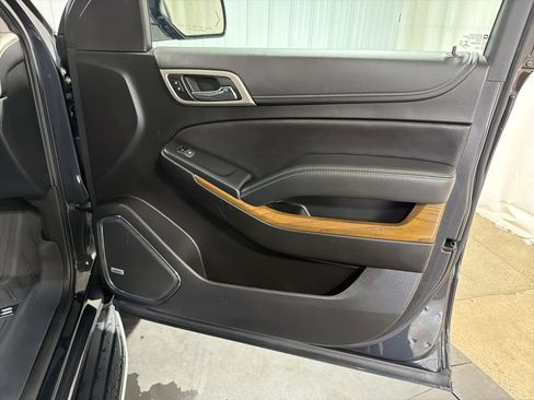 Used 2020 GMC Yukon Denali w/ Open Road Package image 23