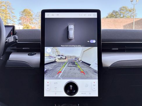 Used 2022 Ford Mustang Mach-E Select image 15