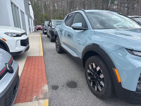 Used 2026 Hyundai Santa Cruz SEL AWD/4WD image 5