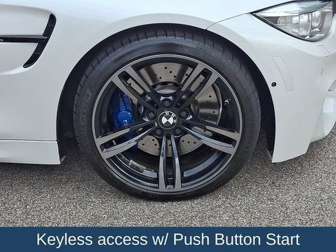 Used 2017 BMW M4 Convertible RWD image 10