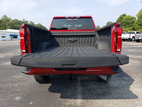Used 2025 Chevrolet Silverado 3500 High Country w/ High Country Premium Package AWD/4WD image 10