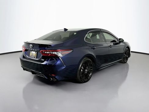Used 2022 Toyota Camry XSE FWD image 8