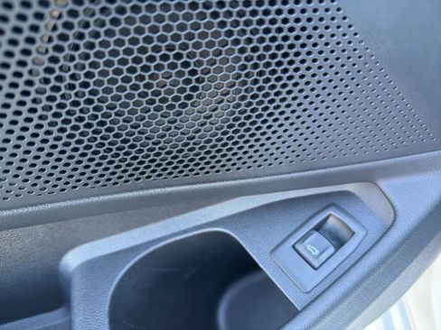 Used 2025 BMW 330i xDrive Sedan image 18