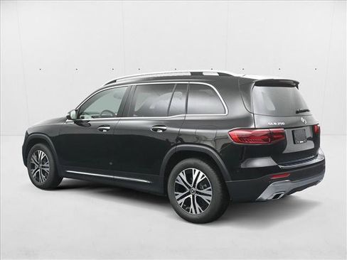 New 2026 Mercedes-Benz GLB 250 4MATIC image 6