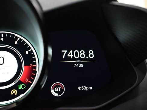 Used 2022 Aston Martin DBS Superleggera RWD image 38