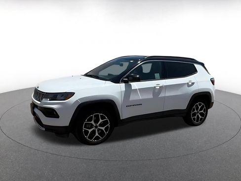 Used 2025 Jeep Compass Limited AWD/4WD image 8
