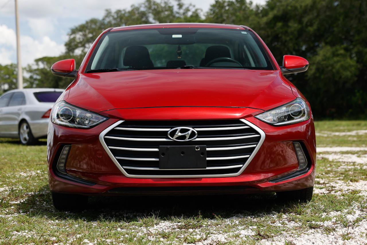 Used 2017 Hyundai Elantra Value Edition FWD image 17