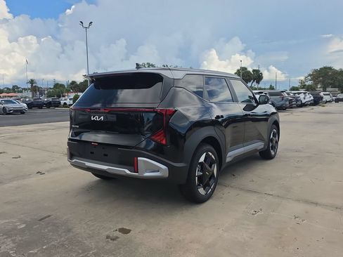 New 2027 Kia Seltos S FWD image 7