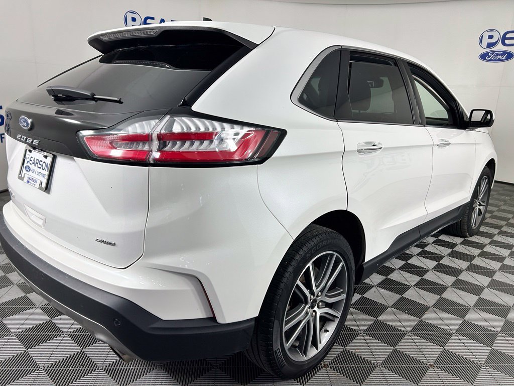 Used 2024 Ford Edge Titanium w/ Equipment Group 301A AWD/4WD image 4