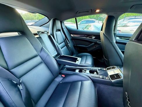Used 2016 Porsche Panamera 4 Edition AWD/4WD image 34