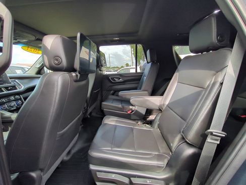 Used 2021 Chevrolet Tahoe Z71 w/ Rear Media and Nav Package AWD/4WD image 12